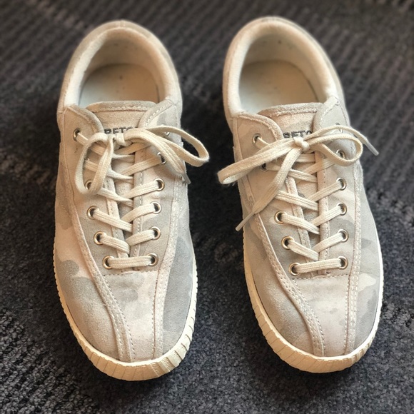 TRETORN Nylite 29 Plus Suede Gray Camo Sneakers - Picture 2 of 4